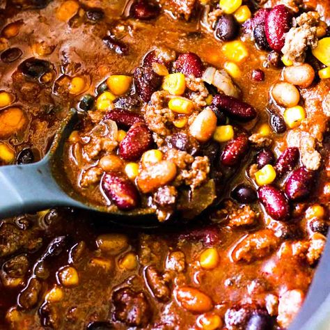 This Ninja Foodi Possible Cooker Pro chili recipe is perfect for those cozy nights when you want something hearty and flavorful but don’t have hours to spend in the kitchen. Just a few simple steps, Possible Cooker Recipes, Ninja Foodi Possible Cooker, Ninja Cooking System, Ninja Cooking System Recipes, Black Bean Chili, Slow Cooker Chili, Ninja Foodi, Crockpot Meals, Chili Recipe