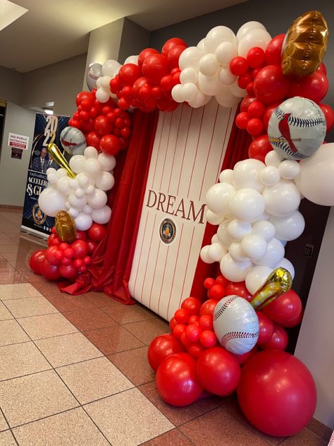 Red White Balloon Arch, White And Red Balloon Decorations, Red White Balloon Decorations, Red And White Balloon Arch, Red White Balloon Garland, Red And White Balloon Garland, Baseball Balloon Arch, Baseball Balloon Garland, Red And White Backdrop