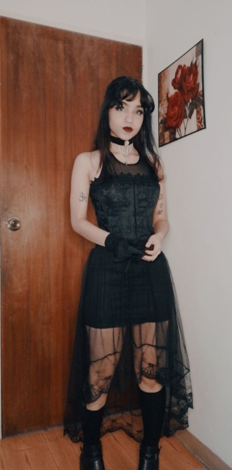 Goth Picnic Outfit, Goth Outfit Summer, Goth Party Outfit, Basic Goth Outfit, Goth Club Outfit, Goth Types, Need Outfits, Goth Aesthetic Outfit