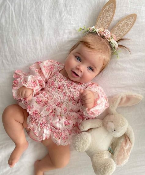 Baby Easter Pictures, Easter Baby Photos, Easter Photoshoot, Easter Photography, Easter Outfit For Girls, Blue Denim Dress, Foto Baby, Baby Easter, Baby Bear Baby Shower