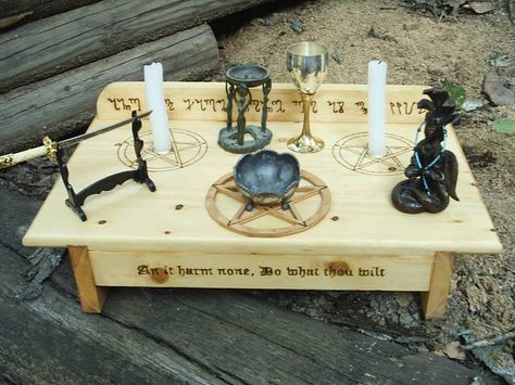 Mystical Living: Being Young and Pagan; Building an Altar on A budget Wiccan Alter, Altar Design, Wiccan Crafts, Pagan Crafts, Witches Altar, Wiccan Altar, Pagan Altar, Witchy Crafts, Ritual Tools