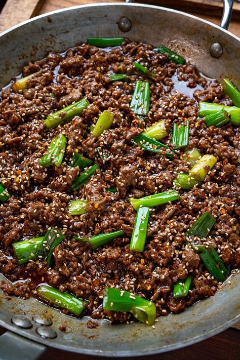 A quick and easy homemade ground beef version of Chinese Mongolian beef takeout! Mongolian Beef Ground Beef Recipe, Chinese Food With Ground Beef, Flavorful Ground Beef Recipes, What To Make With Cooked Ground Beef, Asian Inspired Ground Beef Recipes, One Pan Ground Beef Meals, Chinese Hamburger Recipes, Mongolian Beef With Ground Beef, Ground Mongolian Beef