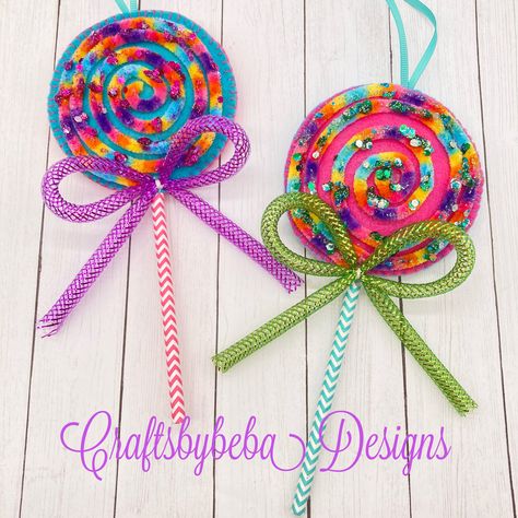 Lollipops Ornaments / Set 2 Lollipops / Hanging Lollipops - Etsy Lollipop Classroom Door, Lantern Staircase, Candyland Classroom, Lollipop Craft, Handmade Lollipops, Whimsical Christmas Decor, Valentine Decoration, Christmas Lollipops, Wreath Door Hanger