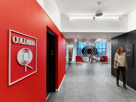 Columbia Records branding and environmental graphics by Airspace Design. Wall signage, sculptural elements built by DCL. #branding #music #sony Piano Lounge, Branding Signage, How Design, Wall Signage, Building Management, Studios Architecture, Room Screen, Multipurpose Room, Columbia Records