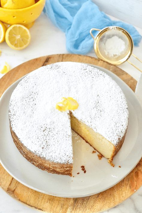 Make this simple, yet incredibly moist Italian Lemon Ricotta Cake today! Super moist, flavorful cheesecake. This is the best authentic Italian recipe! High altitude and gluten-free adaptations included. Recipe via @thefreshcooky Lemon Ricotta Cream, Italian Lemon Ricotta Cake, Lemon Ricotta Cake Recipes, Ricotta Cake Recipes, Orange Olive Oil Cake, Olive Oil Cake Recipe, Lemon Ricotta Cake, Lemon Olive Oil Cake, Steak And Shrimp