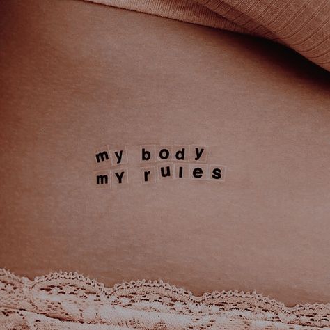 Body Positive Aesthetic, Body Positive Photography Aesthetic, Brianna Fraser, Norway Girls, Body Positive Photography, Body Positive Fashion, Real Life Princesses, Body Positive Quotes, Text Logo Design