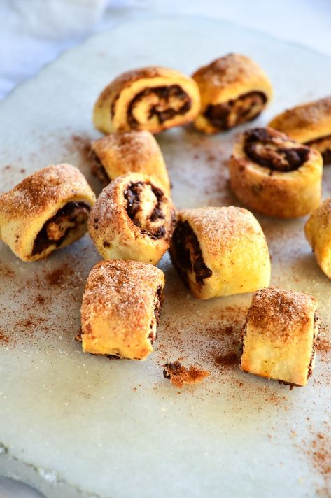 A good chocolate rugelach recipe is so worth it! And this easy recipe is so good. Add this cookie to your cookie file! #chocolaterugelachrecipe #chocolaterugelachrecipeeasy Scuffles Recipe, Rugalah Recipe Easy, Rugelach Cookies Recipes, Apple Rugelach, Nutella Rugelach Recipe, Chocolate Rugelach Recipe, Rugelach Cookies, Chocolate Rugelach, Rugelach Recipe