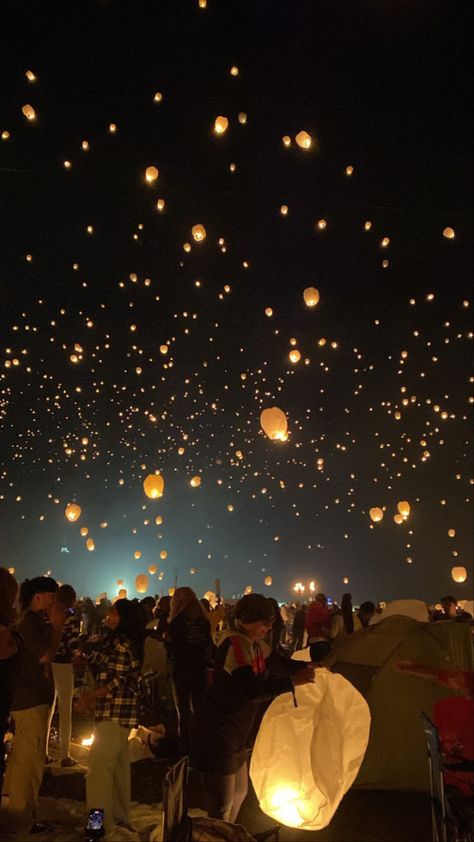 #flyinglantern#wishmaking Japanese Lantern Festival, Flying Lanterns, Floating Lantern Festival, Light Fest, Flying Lantern, Japanese Lantern, Floating Lanterns, Sky Lanterns, Floating Lights