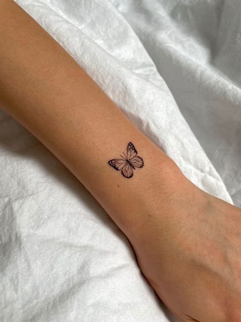 Small Butterfly Tattoo Back Of Arm, Small Cute Butterfly Tattoos, Small Tattoos For Women Butterfly, Fine Line Tattoo Ideas Butterfly, Right Arm Tattoos For Women, Tattoo The Butterfly, Tatoos Small Butterfly, Small Butterfly Tattoo On Arm, Two Small Butterflies Tattoo