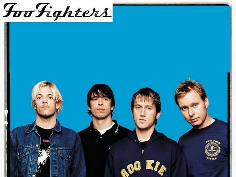 Foo fighters Memes Foo Fighters, Rock Aethstetic, Foo Fighters Outfit, Foo Fighters Poster, Rip Taylor, Foo Fighters Dave, Foo Fighters Nirvana, Taylor Hawkins, Grunge Band