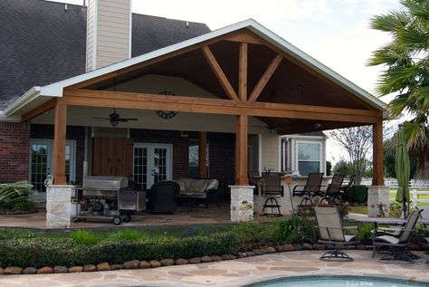 Gable Roof Patio Cover in Remington Trails Katy | Flickr - Photo Sharing! Vaulted Outdoor Patio, Vaulted Covered Deck, Vaulted Patio Cover, Vaulted Back Patio, Vaulted Covered Porch, Back Patio Roof Ideas, Open Gable Back Porch, Open Porch Ideas, Vaulted Patio