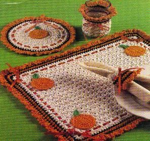 Pumkin Kitchen Set free crochet pattern - 10 Free Crochet Pattern For the Fall Pumpkin Kitchen, Thanksgiving Crochet, Crochet Placemats, Fall Crochet Patterns, Halloween Crochet Patterns, Placemats Patterns, Fall Patterns, Crochet Kitchen, Crochet Fall