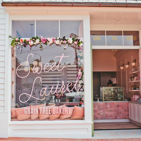 Sweet Laurel cake shop in Los Angeles, CA Cake Shop Design, Sweet Laurel, Patisserie Shop, Patisserie Design, Bakery Shop Design, Bakery Interior, Bakery Design Interior, Bakery Decor, Cake Bakery