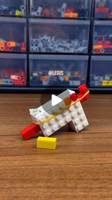 Cool Easy Lego Creations, Lego Hacks Diy, Lego Fidget, Easy Lego Builds, Lego Ideas To Build Instructions, Lego Challenges For Kids, Lego Crafts, Lego Ideas To Build Easy, Lego Ideas To Build