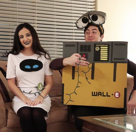 Comicon Couples Costumes, Wall-e Eve Costume, Wall E Costume Ideas Diy, Walle Costume Adult, Wallie Eve Costume, Walls And Eva Costume, Wallet And Eve Costume, Wallee And Eve Halloween Costume, Walls And Eve Costume