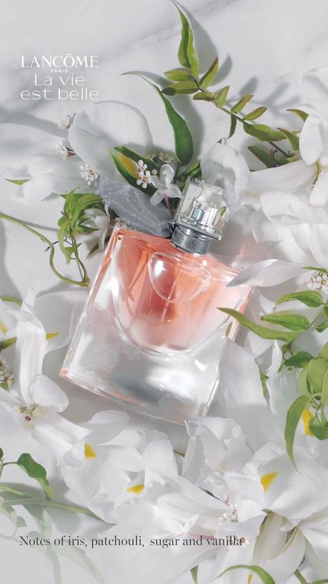 La Vie Est Belle Perfume, Belle Aesthetic, Lancome La Vie Est Belle, Perfume Victoria Secret, Lancome Perfume, Perfume Travel, Set Video, Lancome Paris, Perfume Floral