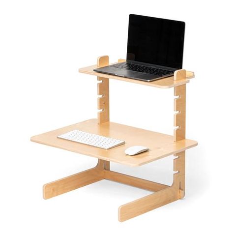 Diy Standing Desk Plans, Desktop Standing Desk, Standing Desk Riser, Portable Standing Desk, Diy Standing Desk, Diy Office Desk, Laptop Desk Stand, Tiny Desks, Desk Solutions