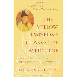 The Yellow Emperor's Classic of Medicine: A New Translation of the Neijing Suwen with Commentary: Maoshing Ni: 9781570620805: Books - Amazon.ca Tcm Traditional Chinese Medicine, Yellow Emperor, Eastern Medicine, Easy Books, Internal Medicine, Traditional Chinese Medicine, Chinese Medicine, Holistic Healing, Acupressure