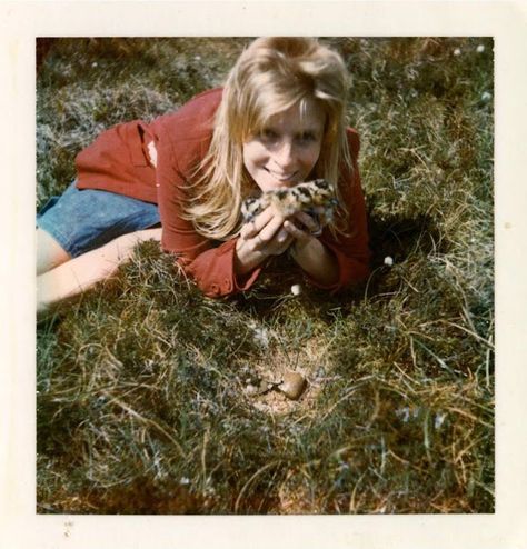 Instagram Before It Was Cool: Candid Polaroids by Linda McCartney Reveal an Intimate Glimpse Into a Beatle’s Family Life ~ Vintage Everyday Linda Eastman, Beatles Girl, Jane Asher, Paul And Linda Mccartney, Linda Mccartney, Greater Good, Ringo Starr, Steve Mcqueen, Paul Mccartney