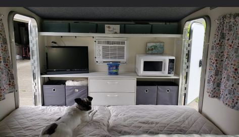 Runaway Camper Modifications, Runaway Camper Interior Ideas, Subaru Camping, Runaway Camper, Horse Trailer Organization, Tiny Campers, Trailer Organization, Diy Floor Lamp, Camper Interior Design