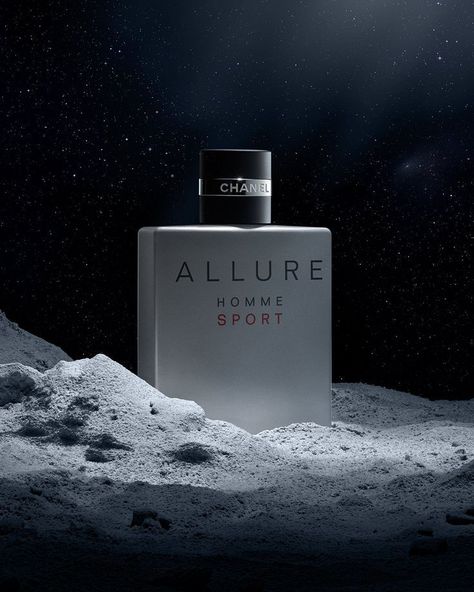 Parfum Photography Ideas, Parfum Aesthetic, Chanel Allure Homme Sport, Chanel Allure Homme, Chanel Allure, Fragrance Photography, Musk Perfume, Cosmetic Creative, Perfume Photography