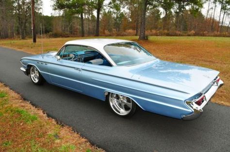 1961 Buick Lesabre Bubbletop, Rarer than Impala, Pro Touring Hot Street Custom., image 13 Buick Cars, Cool Old Cars, Kustom Cars, Cars Usa, Car Pics, Buick Riviera, American Classic Cars, Buick Lesabre, Pro Touring