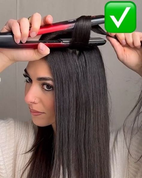 Curl Straight Hair With Flat Iron, Flat Iron Hair Styles Medium Length, How Do I Curl My Hair With A Flat Iron, Curling Using Flat Iron, Flat Iron Long Hair, How To Flat Iron Curl, Flat Iron To Curl Hair, Wavy Hair With Flat Iron Tutorial, Easiest Way To Curl Hair Flat Irons