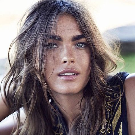 Bambi Northwood Blyth from a shoot for Sunday Life Magazine Bambi Northwood Blyth, Balayage Brunette, Fair Skin, Fashion Tips For Women, Gorgeous Makeup, Boho Look, Womens Fashion Trends, Wedding Makeup, Beautiful People