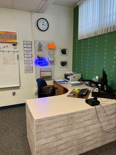 L Shaped Teacher Desk In Classroom, Teacher Desk Makeover Contact Paper, Standing Teacher Desk, Teacher Table Desk, Teacher Desks, Teachers Desk, Teacher Desk Setup, High School English Activities, Teacher Desk Areas