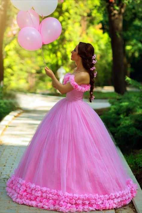 barbiecore quince dress Floral Designer Dresses, Quinceanera Cards, Cheap White Dress, Dresses For Teens Wedding, Fairy Flowers, Big Wedding Dresses, Floral Dress Design, Party Dress Women, Fall Bridesmaid Dresses