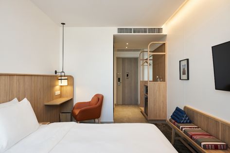 Hotel Interior Bedroom, Bangkok Chinatown, Hotel Minibar, Small Hotel Room, Hotel Bedroom Design, Hotel Room Interior, Hotel Concept, Hotel Room Design, Hotel Bedroom