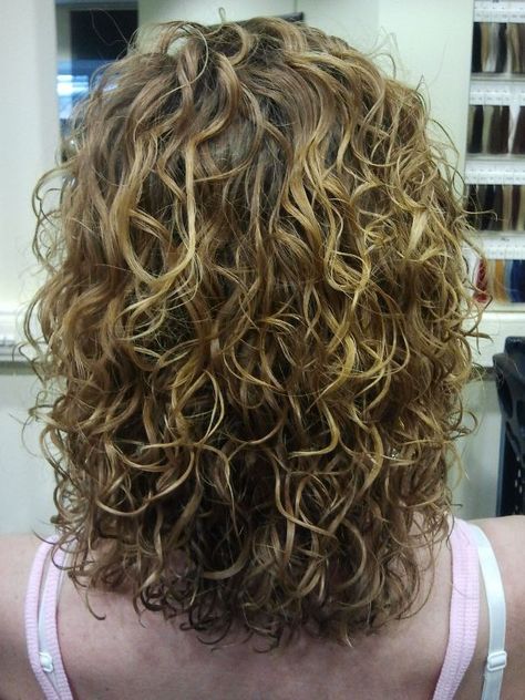 Medium Curly Hairstyles Medium Permed Hairstyles, Loose Perm, Short Perm, Body Wave Perm, Perm Hairstyles, Curly Perm, Spiral Perm, Short Permed Hair, Calendar Management