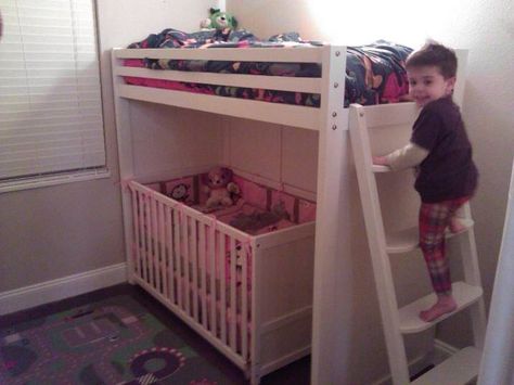 Toddler/crib bunk bed                                                                                                                                                                                 More Crib Bunk Bed, Baby Bunk Beds, Bunk Bed Crib, Toddler And Baby Room, Toddler Bunk Beds, Kids Rooms Shared, Kids Shared Bedroom, Toddler Crib, Bunk Beds With Stairs