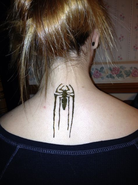 Spider-Man Spider-Man Henna Tattoo Designs Behind Ear, Spiderman Henna, Tattoo Designs Behind Ear, Spiderman Body, Henna Men, Tattoos Dragon, Spiderman Spiderman, Tattoo Man, Designs Mehndi