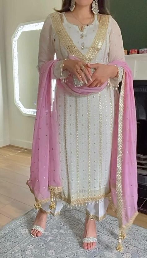 BONYHUB Shop Festive Suits To Buy Click 👉https://bonyhub.co.uk/collections/anarkali-suits 👉 Easy Return Policy 👉 Fast shipping . . #IndianFashion #PakistaniFashion #SalwarSuits #PakistaniSuits #IndianClothing #PakistaniClothing #DesiWear #EthnicWear #IndianWedding #PakistaniWedding #LondonFashion #UKFashion #LondonEthnicWear #UKEthnicWear #IndianFashionUK #PakistaniFashionUK #LondonShopping #Fashionista #OOTD White Salwar Suit Party Wear, Party Wear Dresses Indian, White Salwar Suit, Party Wear Salwar Kameez, Indian Salwar Suit, Sequence Embroidery, Party Wear Gown, Punjabi Outfits, Desi Wear