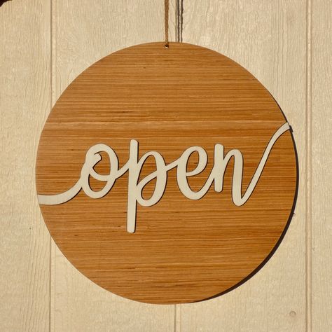 Handmade rustic Open/Closed sign 😍 Closed Sign Business, Geometric Shapes Names, Open & Closed Signs, Closed Sign, Open Sign, Sign Business, Custom Wall Decor, Wood Names, Business Articles