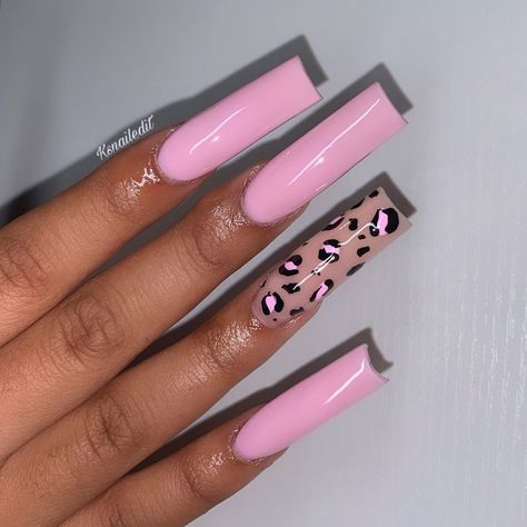 Pink Cheetah Nails, Cheetah Nail Designs, Cheetah Nails, Winter Nails Acrylic, Grunge Nails, Short Square Acrylic Nails, Acrylic Nails Coffin Pink, Pink Cheetah, Long Acrylic