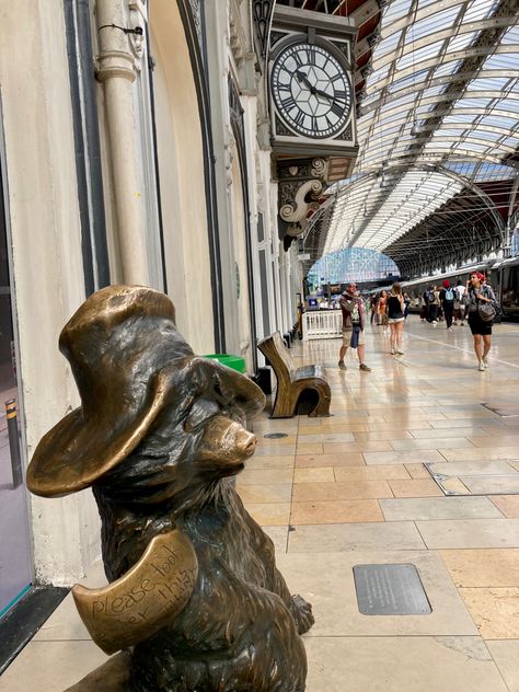 Cat Cardigan, Paddington Station, Paddington Bear, Bucket List Destinations, Iconic Landmarks, Europe Travel, Places Ive Been, London, Travel