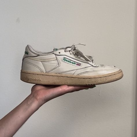 Reebok Club C 85 Vintage Sneakers Reebok Club C 85 Vintage, Club C 85 Vintage, Reebok Club C 85, Club Aesthetic, Club C 85, Clubbing Aesthetic, Vintage Sneakers, Reebok Club C, Cream Shoes