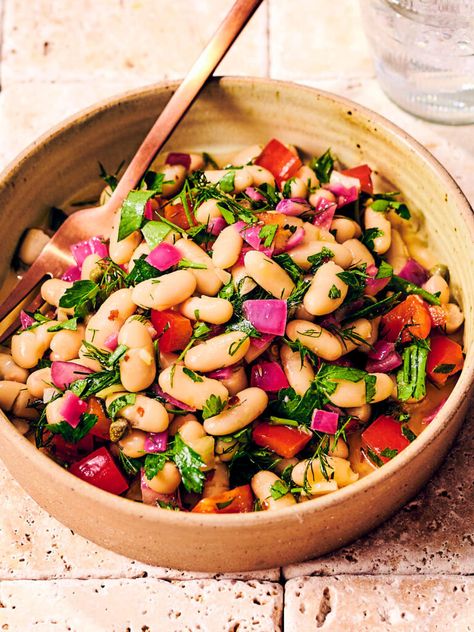 Easy Tuscan Bean Salad - Evergreen Kitchen Tuscan Bean Salad, Evergreen Kitchen, Italian Beans, Salad Recipes Gluten Free, Nutritarian Diet, Make Ahead Salads, Gluten Free Salads, White Bean Salad, Asparagus Pasta