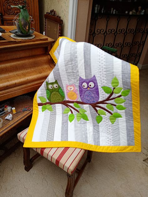 Owl Quilt Block Pattern Free, Owl Quilt Pattern, Cot Quilts, Owl Baby Quilts, Free Baby Quilt Patterns, Applique Techniques, Owl Blanket, Bubble Quilt, Owl Quilt