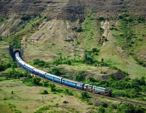 Araku valley , Andhra Pradesh Araku Valley, Valley Photography, Bharatanatyam Poses, Amazing India, States Of India, All Aboard, Nature Gif, Andhra Pradesh, Incredible India