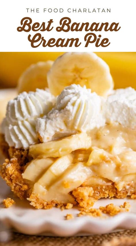 Discover the best homemade banana cream pie with a creamy vanilla custard, fresh bananas, and a buttery graham cracker crust. This easy banana recipe is perfect for holidays and gatherings, this easy dessert is a crowd-pleaser. Follow these tips for the ultimate banana cream pie! Homemade Vanilla Custard, Banana Pie Recipe, Homemade Banana Cream Pie, Dessert Pies, Cream Pie Filling, Mango Pie, Banana Cream Pie Recipe, Banana Pie, The Food Charlatan