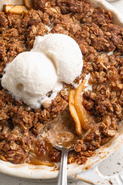 Gluten-Free Apple Crisp 5 Ingredient Apple Crisp, Gf Df Apple Crisp, Refined Sugar Free Apple Crisp, Healthy Gluten Free Apple Crisp, Gluten Free Sugar Free Apple Crisp, Gluten Free Apple Crumble Recipe, Healthier Apple Crisp, Flourless Apple Crisp, Apple Crisp Healthy