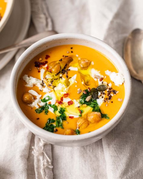 High Protein Pumpkin Soup, Gut Health Soup, Pumpkin Soup Healthy, Cookies Website, Health Soup, Protein Soups, Meatless Meatballs, Salad In A Jar, Tomato Vegetable