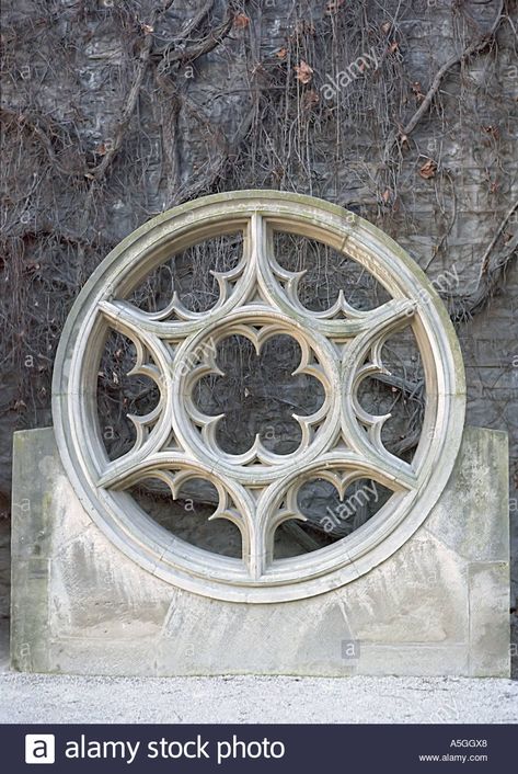 Ornamental Molding, Goth Architecture, Gothic Mirror, Gothic Windows, Gothic Pattern, Rose Window, Gothic Cathedrals, Architecture Sketchbook, Cathedral Windows