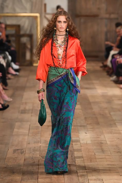 Silk Wide Leg Pants, Mode Hippie, Moda Paris, Ralph Lauren Style, Sienna Miller, Ralph Lauren Collection, Spring Summer 2024, Estilo Boho, Spring 2024