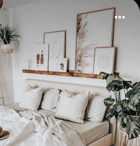 Shelving Above Bed, Above Bed Ideas, Bedroom Wall Decor Above Bed, Wall Decor Above Bed, Decor Above Bed, Bed Wall Decor, Bed Shelves, Above Bed Decor, Estantes Flotantes