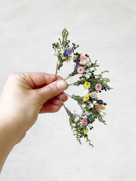 Flower Hair Pins Wedding, Flower Hair Clips Wedding, Boho Hair Pins, Floral Wedding Hair, Flower Hairpin, Woodland Flowers, Flower Hair Pins, Floral Hair Pieces, Floral Hair Pins