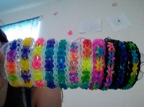 Starburst Rainbow Loom Bracelet, Starburst Rainbow Loom, Rainbow Loom Starburst, Starburst Bracelet, Loom Band Patterns, Rainbow Loom Bracelet, Rainbow Loom Charms, Loom Charms, Loom Band